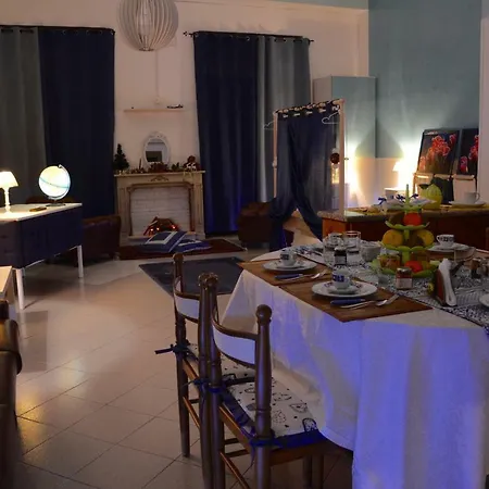 Vicolo Del Chiostro 3*