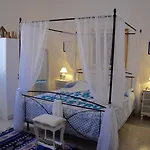 Vicolo Del Chiostro Oda ve Kahvaltı 3*