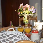 Oda ve Kahvaltı Vicolo Del Chiostro 3*