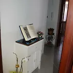 Oda ve Kahvaltı Vicolo Del Chiostro Aci SantʼAntonio