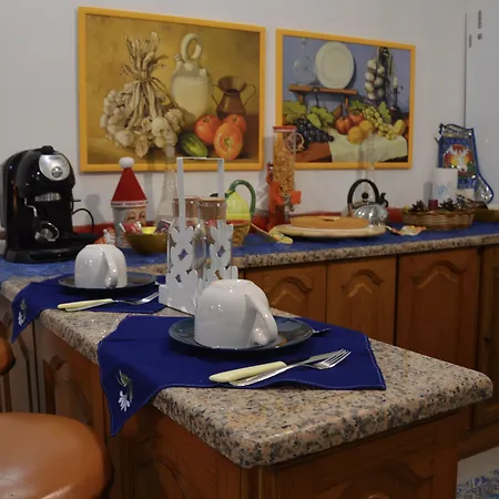 Vicolo Del Chiostro 3*